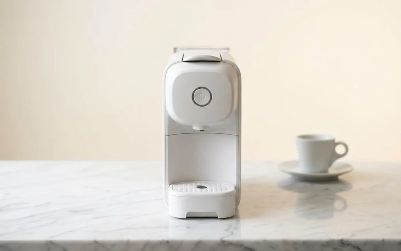 Lavazza A Modo Mio Tiny Eco coffee pod machine