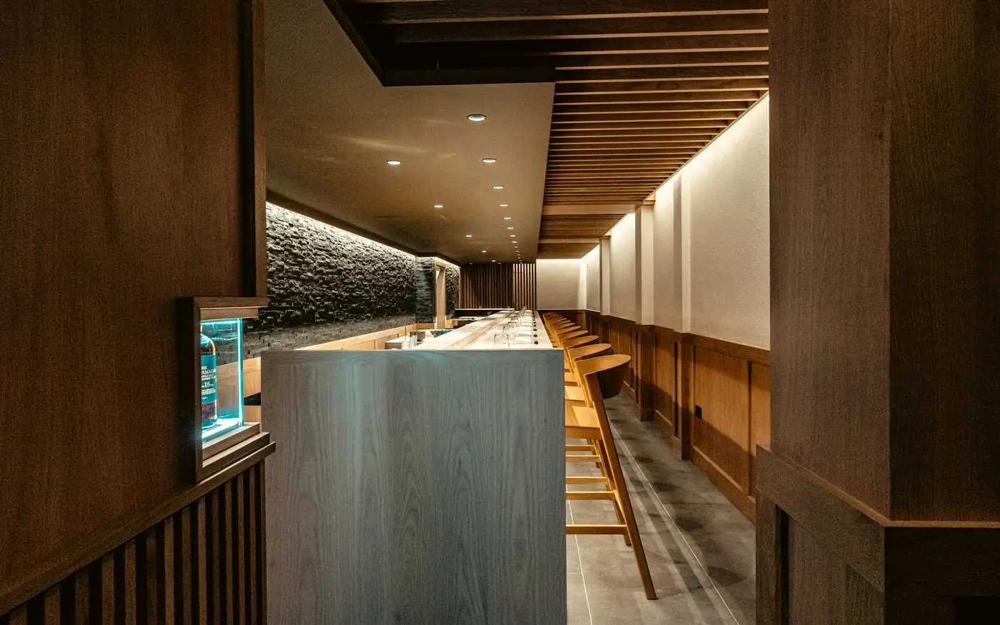 Sushi Amamoto restaurant interior, sushi counter, Mayfair London