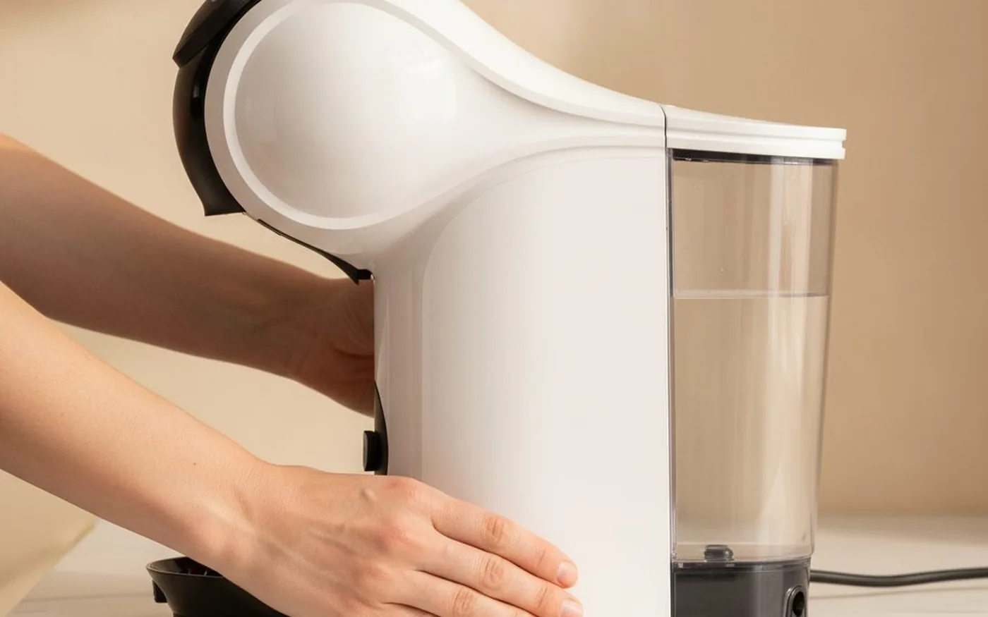 Dolce Gusto Genio S water tank setup and refill